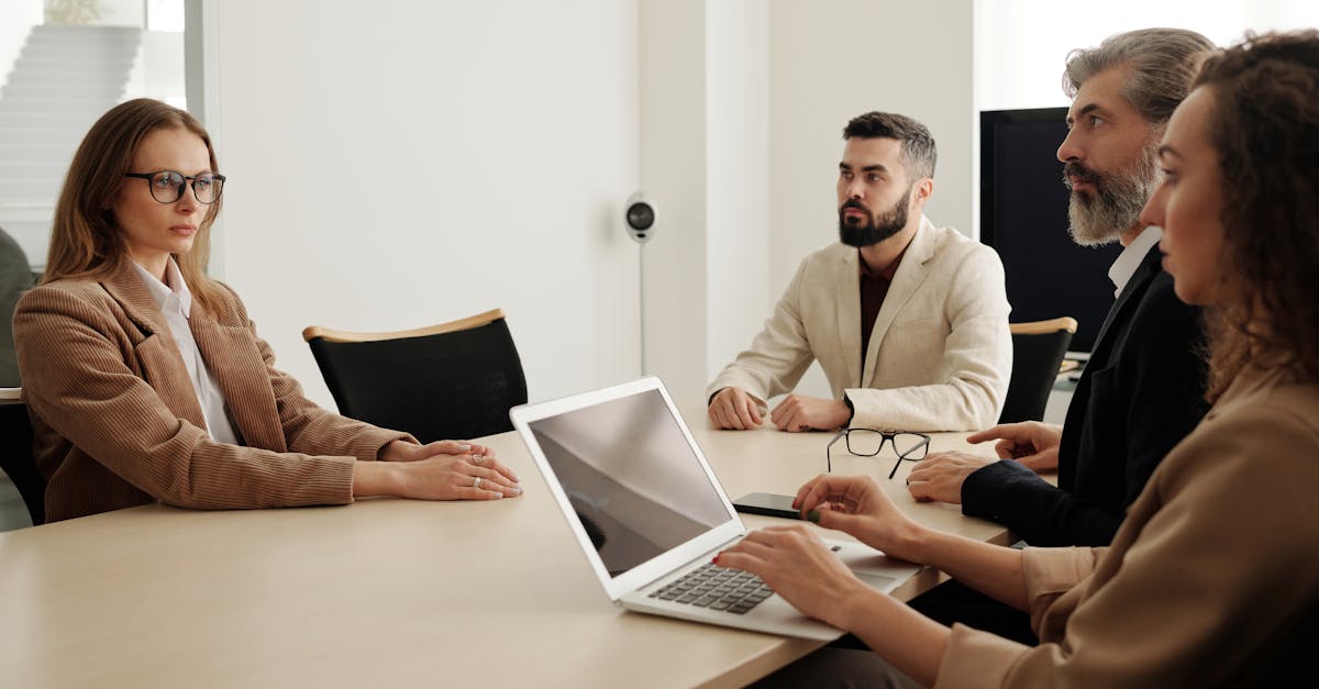 红MU摇摇水蜜桃爆珠：5美元开户的外汇平台